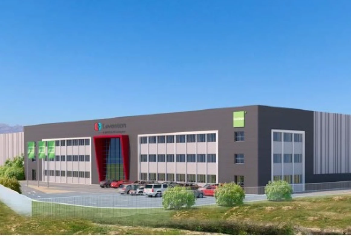 Nave logística en Sant Esteve Sesrovires