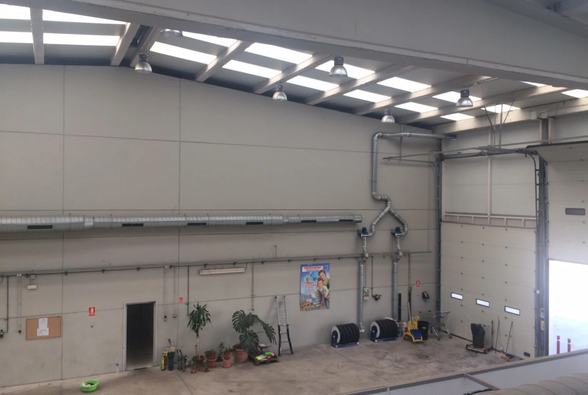 Nave industrial en Santa Perpetua