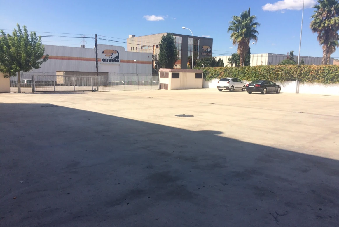 Nave industrial en Santa Perpetua