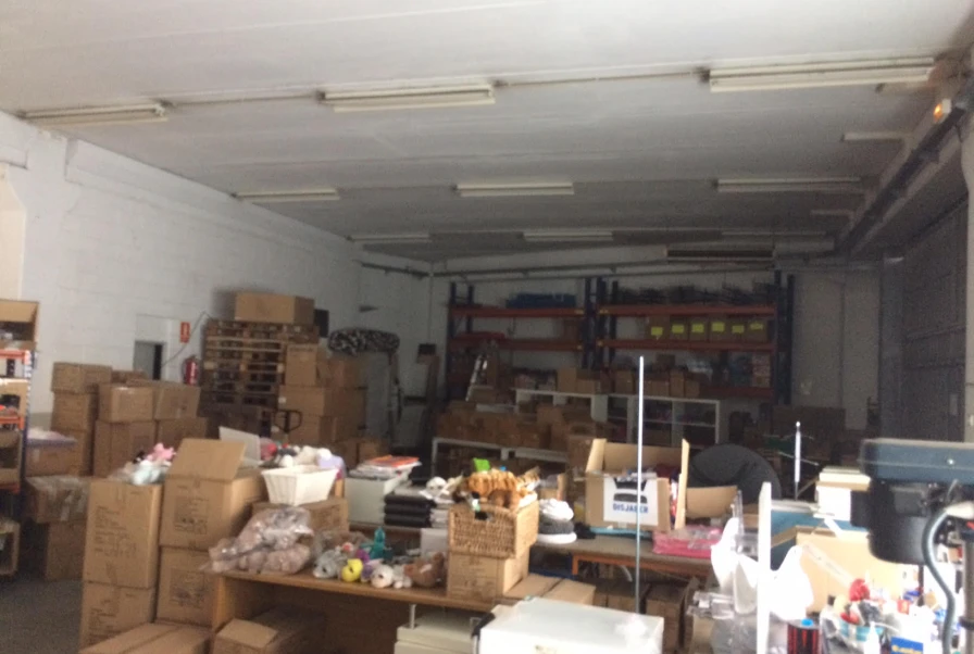 Nave industrial en Sant Feliu de Llobregat