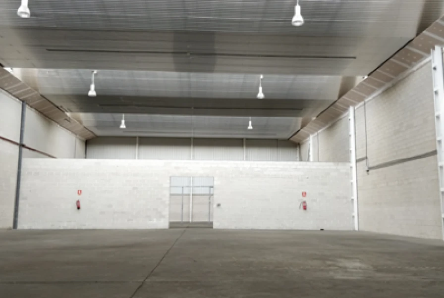 Nave Industrial en Alovera