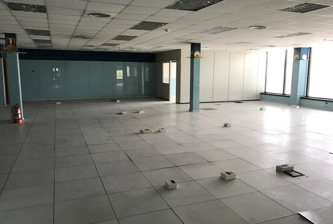 Edificio industrial en Cornellá