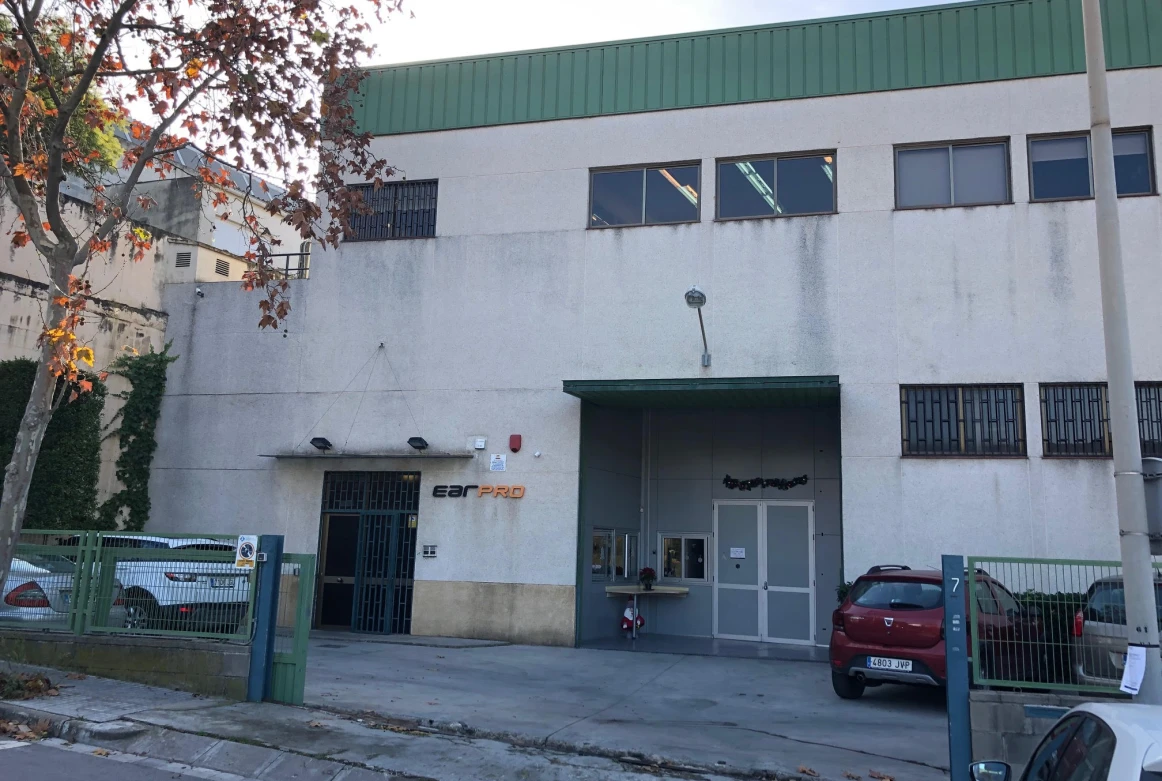 Nave industrial en Sant just Desvern