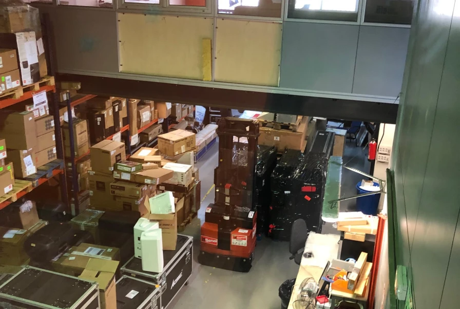 Nave industrial en Sant just Desvern