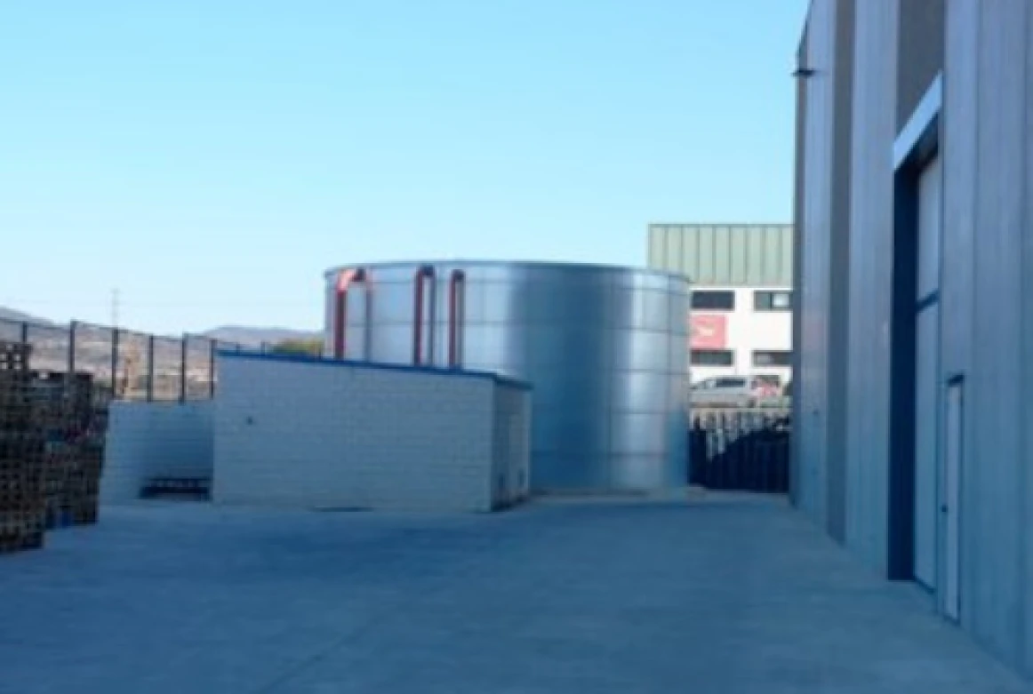Nave logística en Pla de Santa María