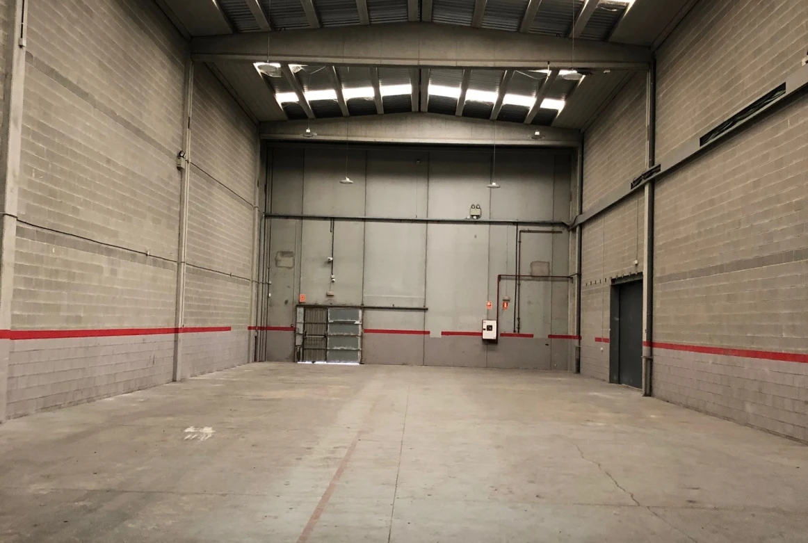 Nave Industrial en Cornellà