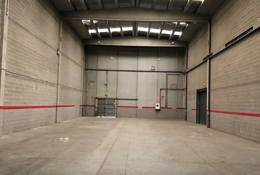 Nave Industrial en Cornellà