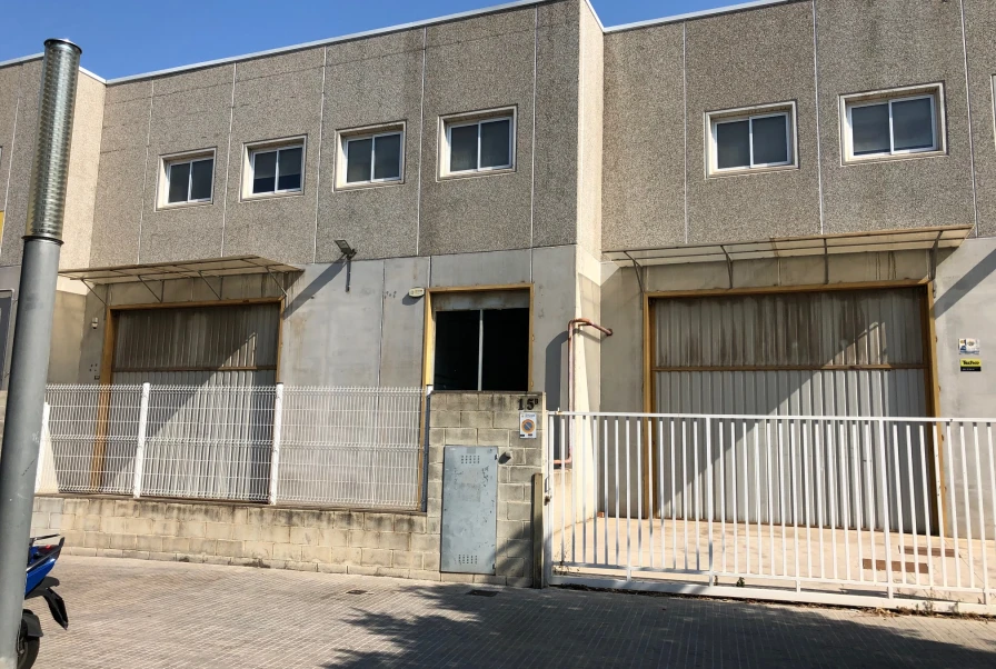 Nave Industrial en Cornellà