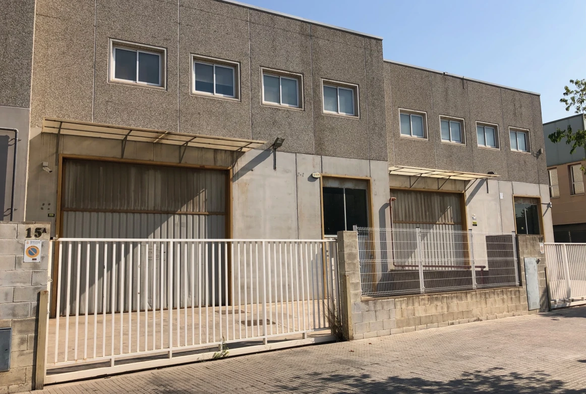 Nave Industrial en Cornellà