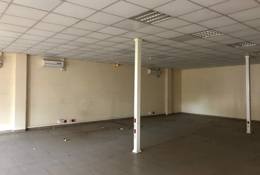 Nave Industrial en Cornellà