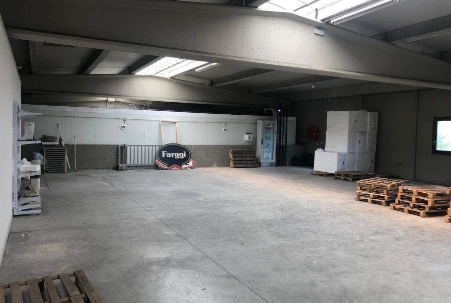 Nave industrial en Les Franqueses del Vallés