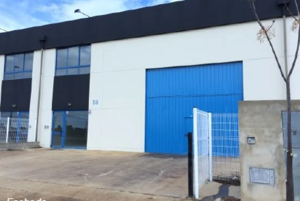 Naves industriales en Tortosa