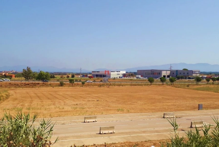 Suelos industriales en Vilamalla