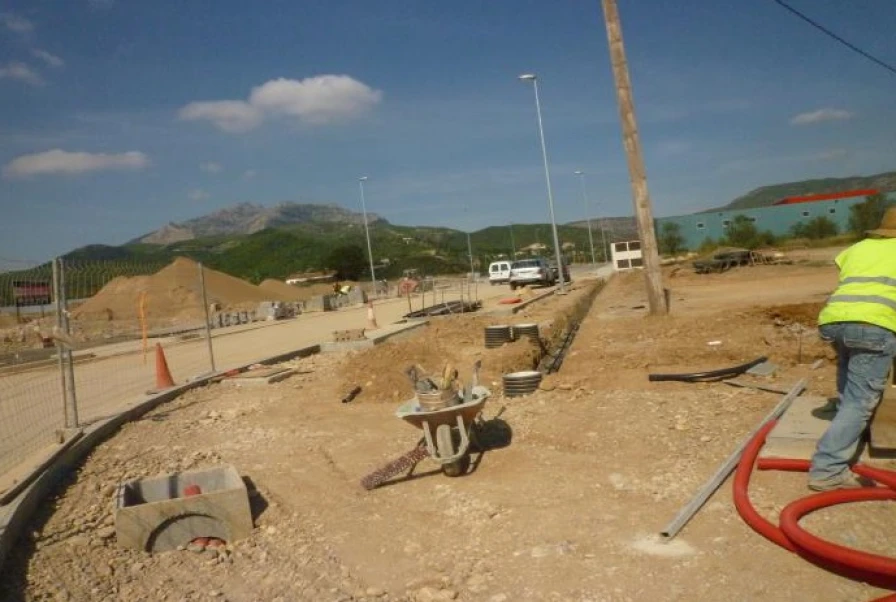 SOLAR INDUSTRIAL EN OLESA DE MONTSERRAT