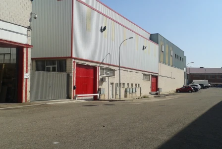 Nave Industrial en Pinto
