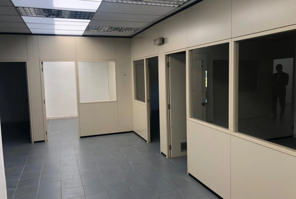 Nave industrial en Sant Just Desvern