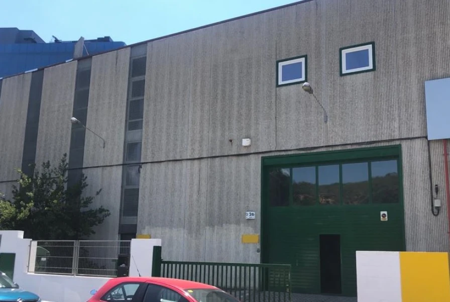Nave industrial en Sant Just Desvern