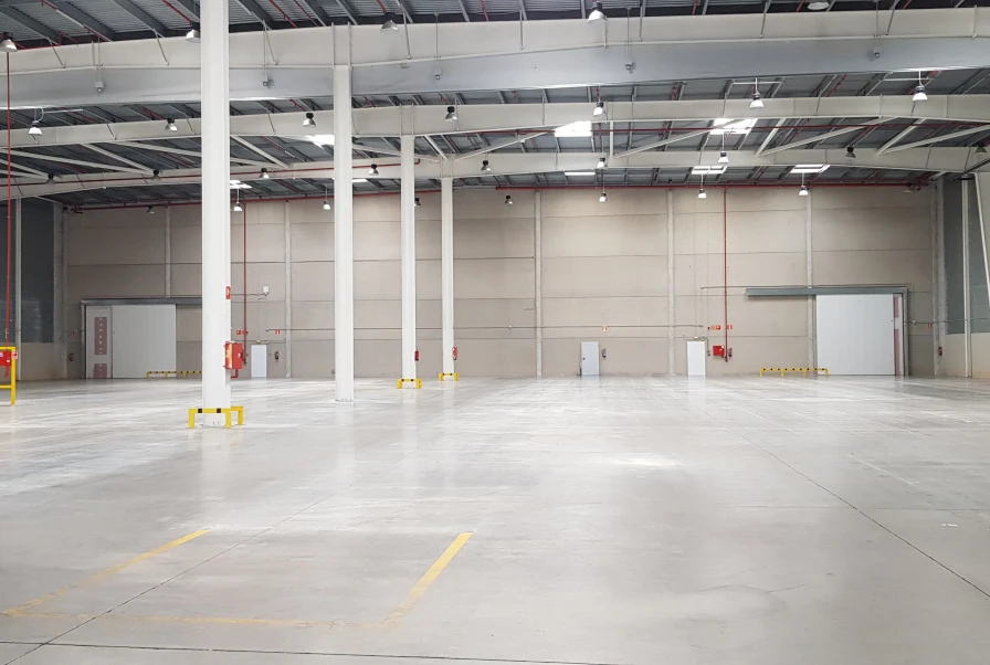 Nave Logística en Alcalá de Henares DC6