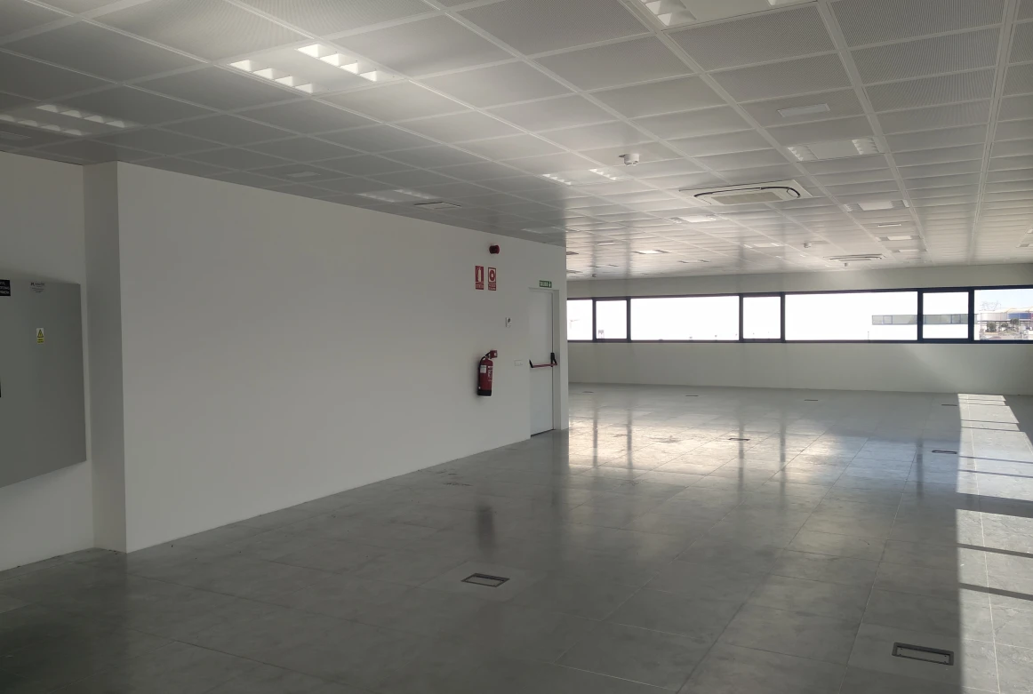 Plataforma logística para alquilar en módulos, San Fernando de Henares