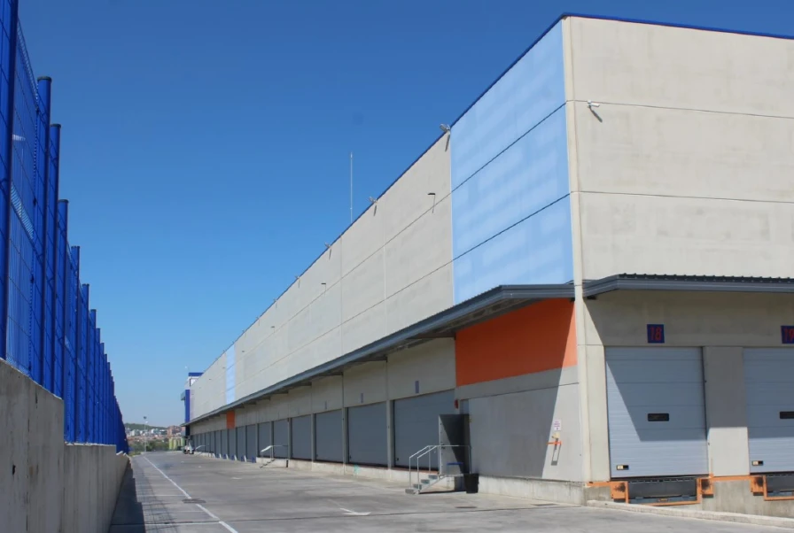 Plataforma de Cross-dock en alquiler en San Fernando de Henares