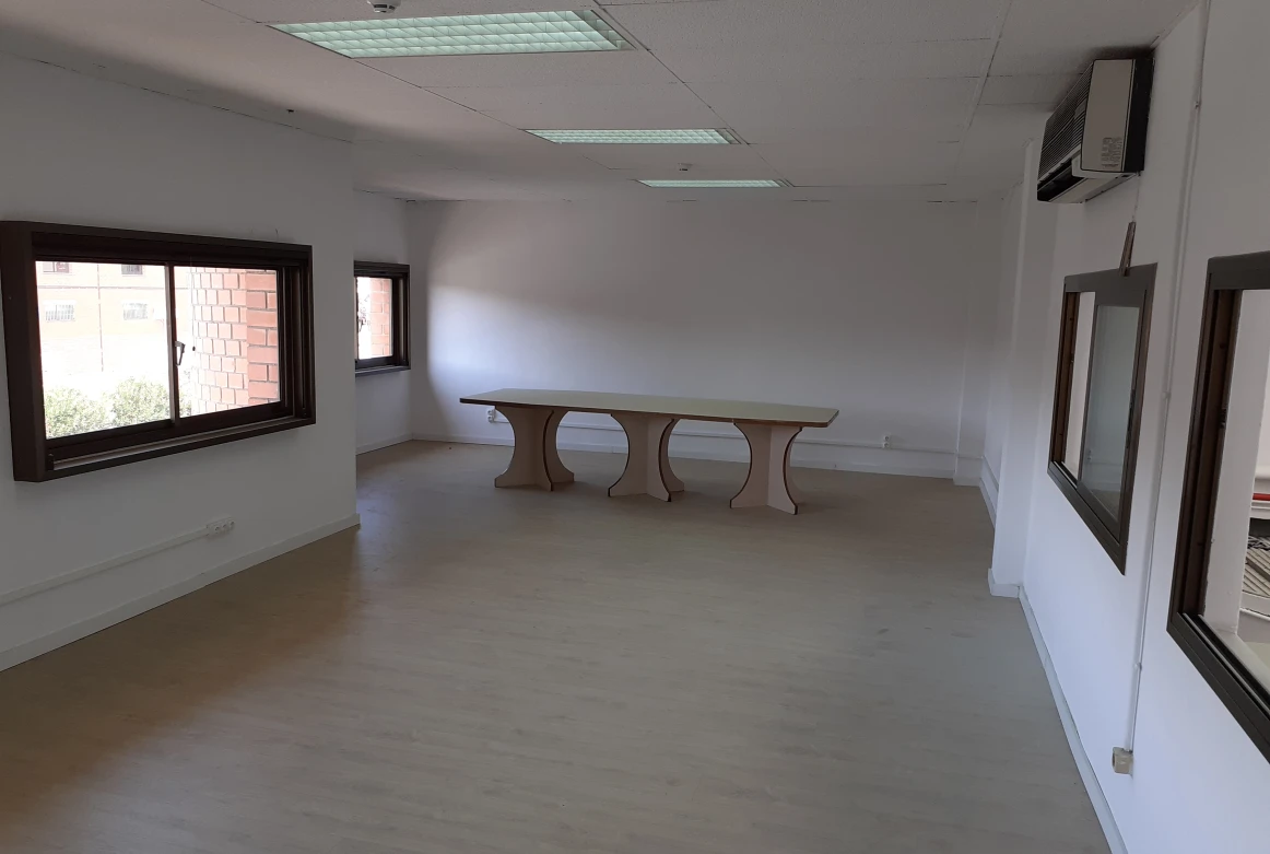 Promoción industrial en Cornellá