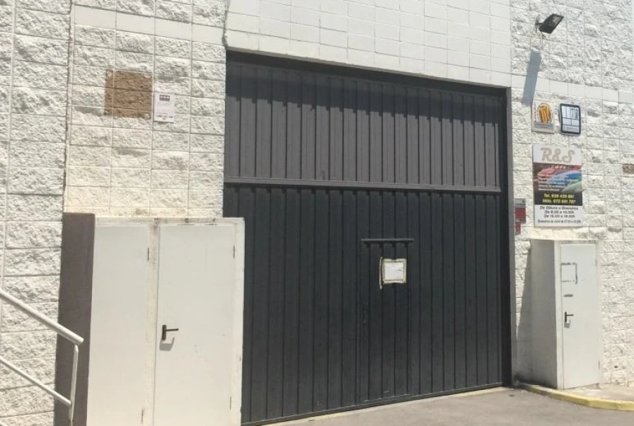 Nave industrial en LLiça de Vall