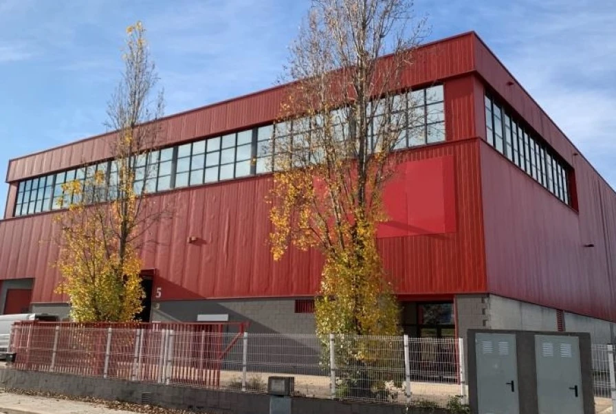 Nave logistica en Santa Perpetua de Mogoda