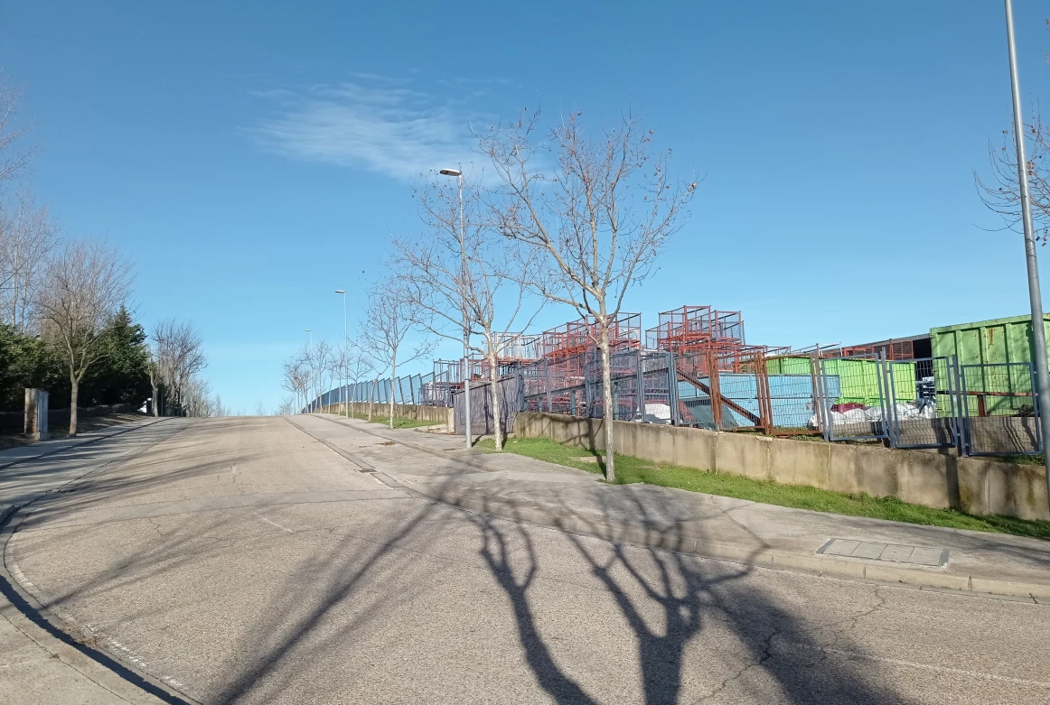 Parcela industrial acondicionada como campa en alquiler, Navalcarnero