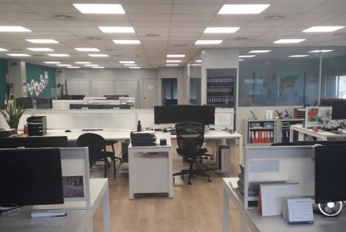 NAVE INDUSTIAL SANT VICENÇ DELS HORTS