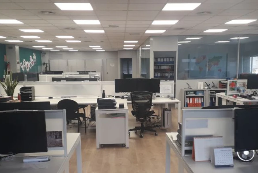 NAVE INDUSTIAL SANT VICENÇ DELS HORTS