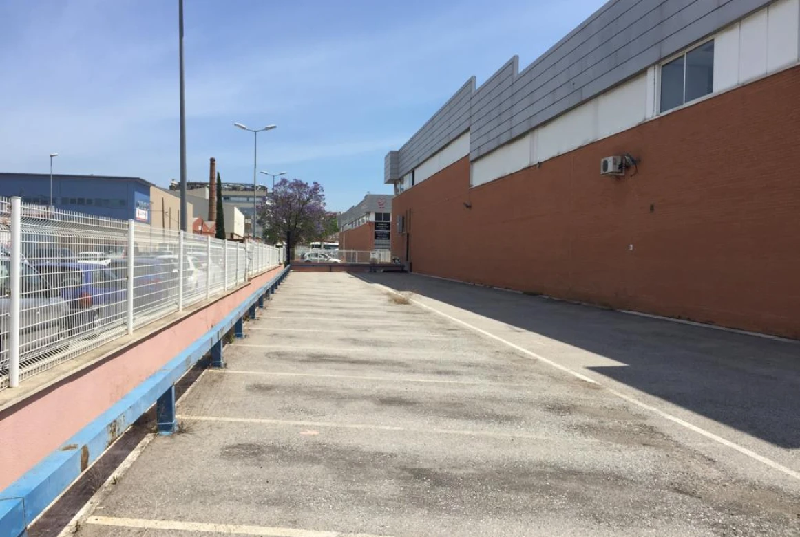 NAVE INDUSTRIAL CORNELLA