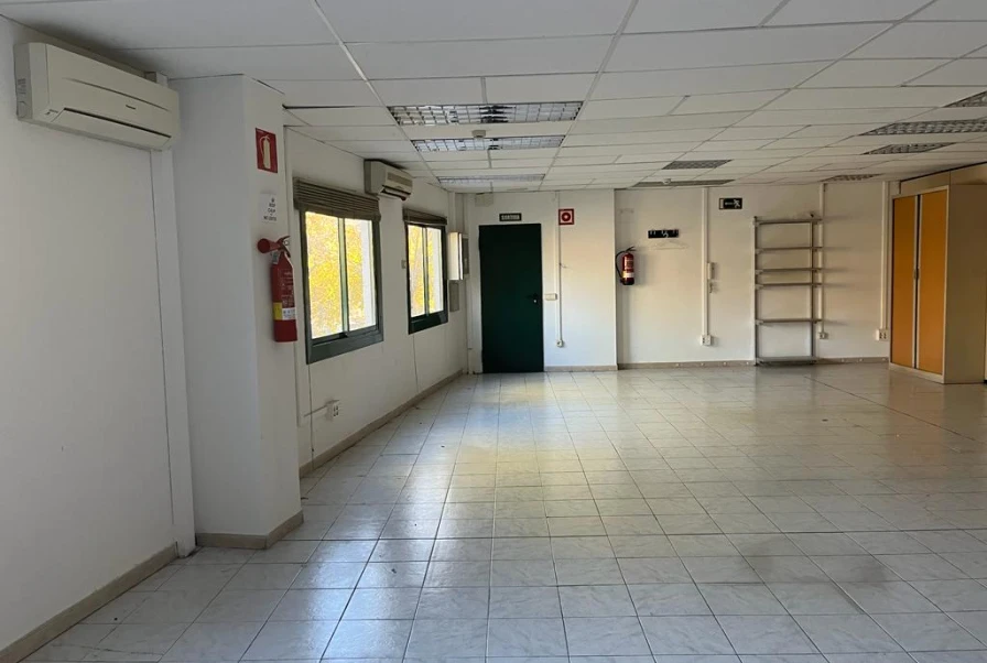 Nave industrial en Cornellá del Llobregat