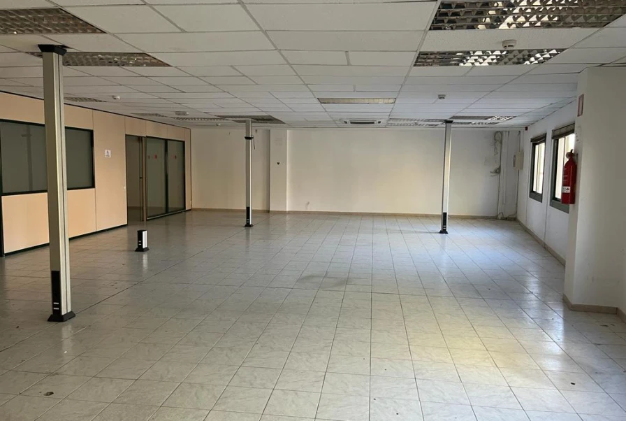 Nave industrial en Cornellá del Llobregat