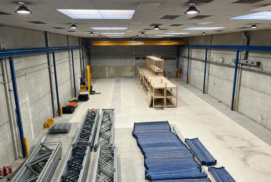 Nave industrial en Cornellá del Llobregat