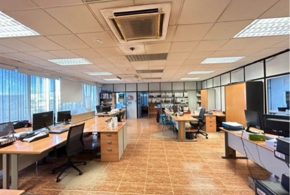 NAVE LOGISTICA EN ALQUILER VILADECANS