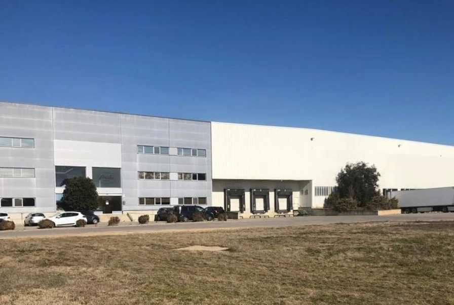 NAVE LOGISTICA GIRONA