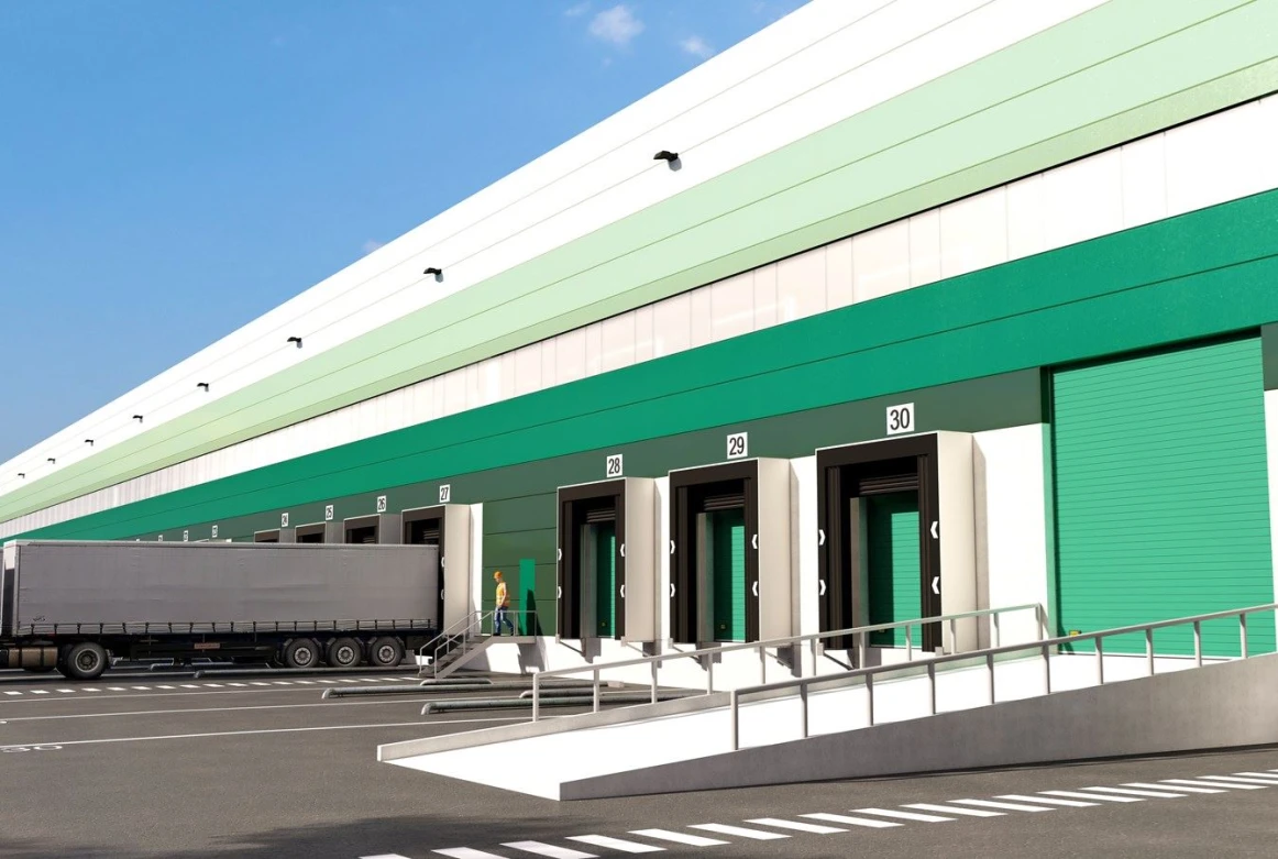 NAVE LOGÍSTICA EN MASQUEFA