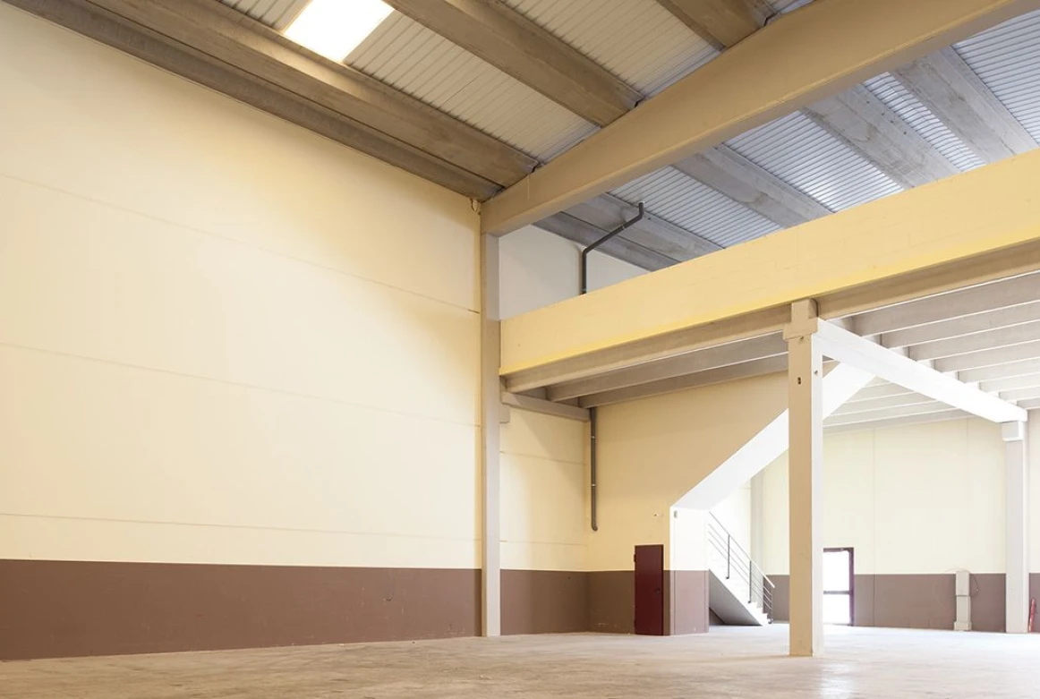 NAVE INDUSTRIAL ABRERA