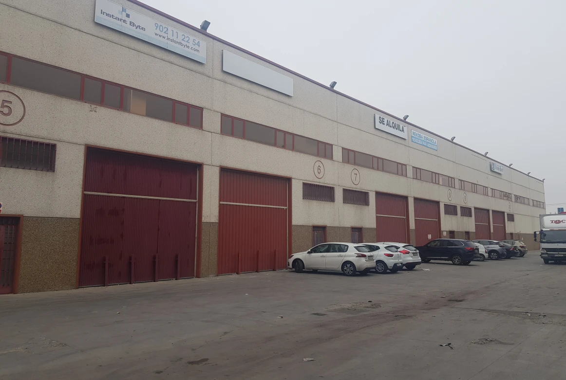 Nave en alquiler en calle Daza Valdés, Leganés