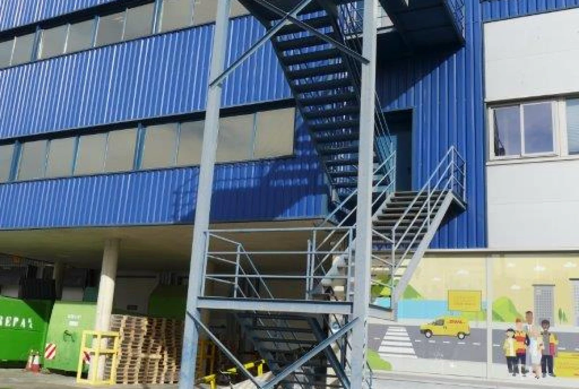 Nave logística en alquiler Coslada 7.668 m²