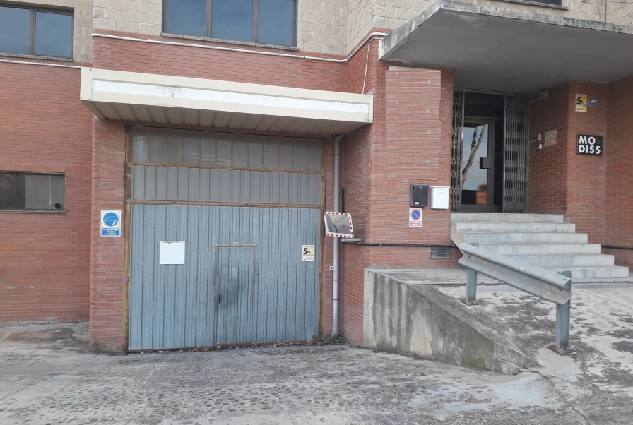 NAVE INDUSTRIAL SANT JUST DESVERN