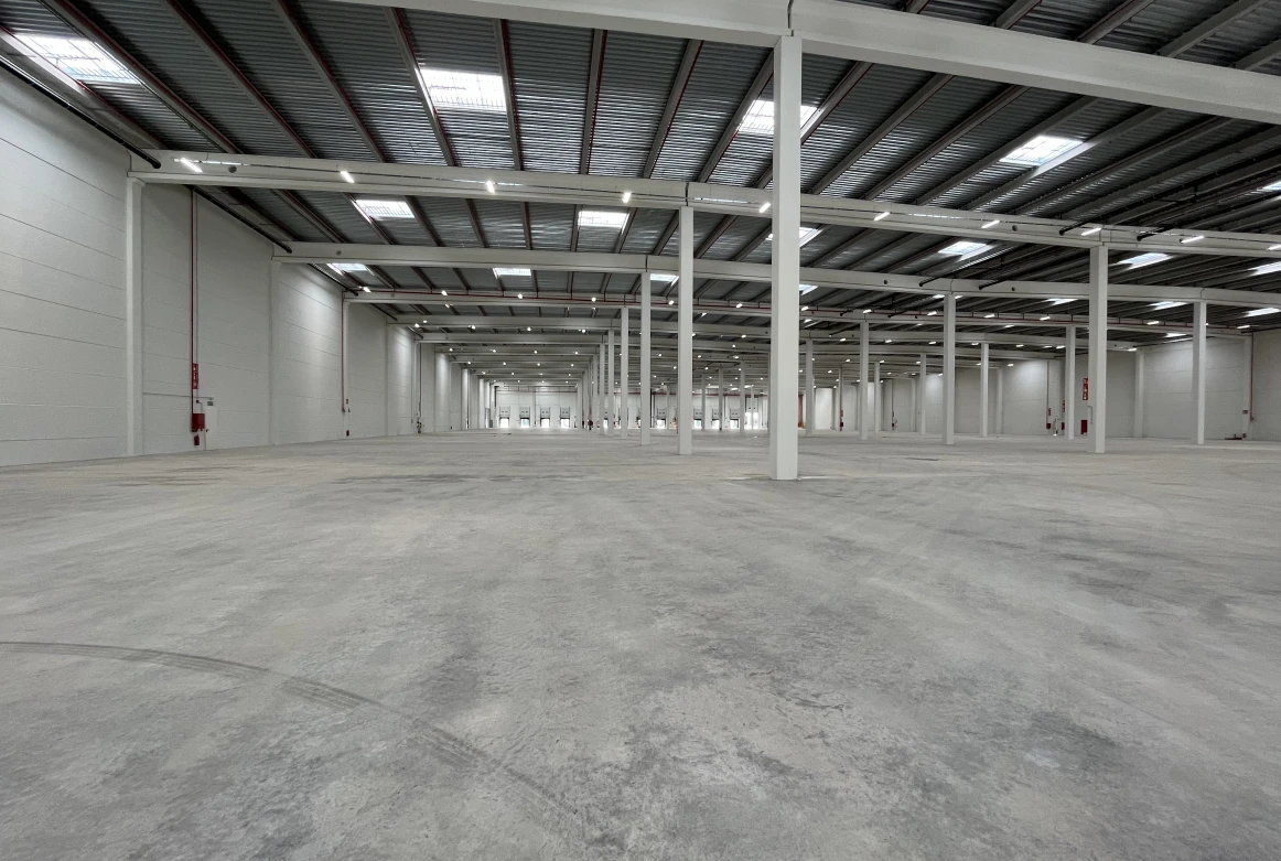 NAVE INDUSTRIAL SANT JUST DESVERN