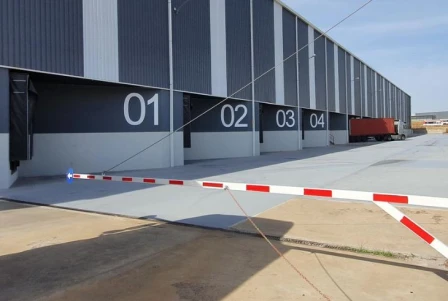 Nave Logística en Alquiler en Cabanillas del Campo de 17.844 m²