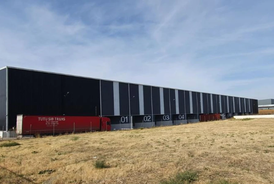 Nave Logística en Alquiler en Cabanillas del Campo de 17.844 m²