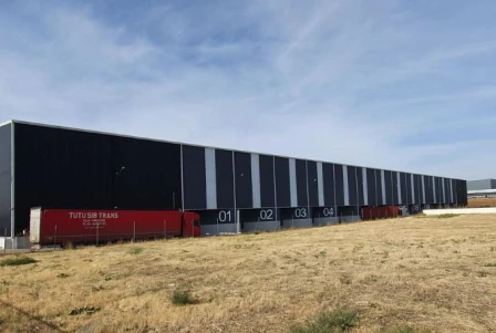 Nave Logística en Alquiler en Cabanillas del Campo de 17.844 m²
