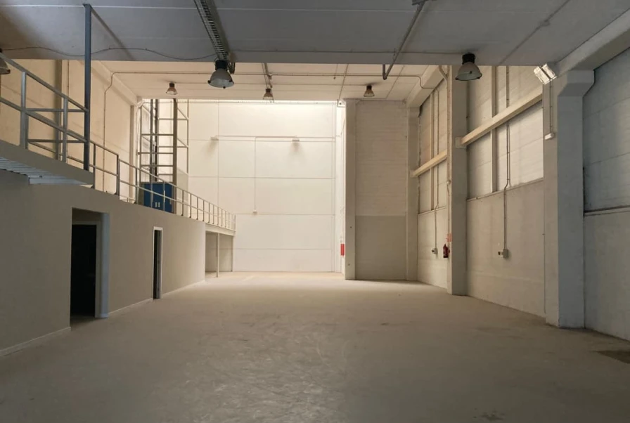 NAVE INDUSTRIAL SANT BOI DE LLOBREGAT