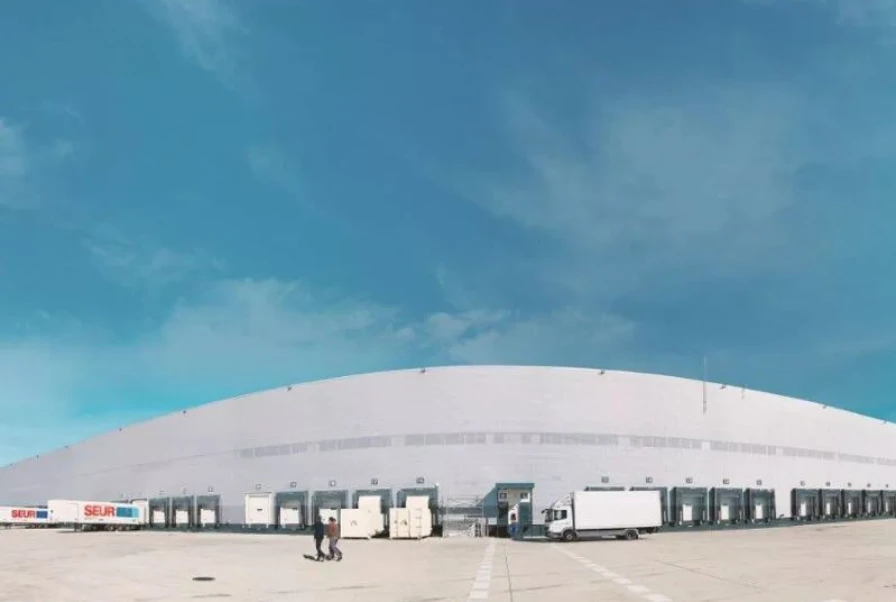 NAVE LOGISTICA PALLEJA