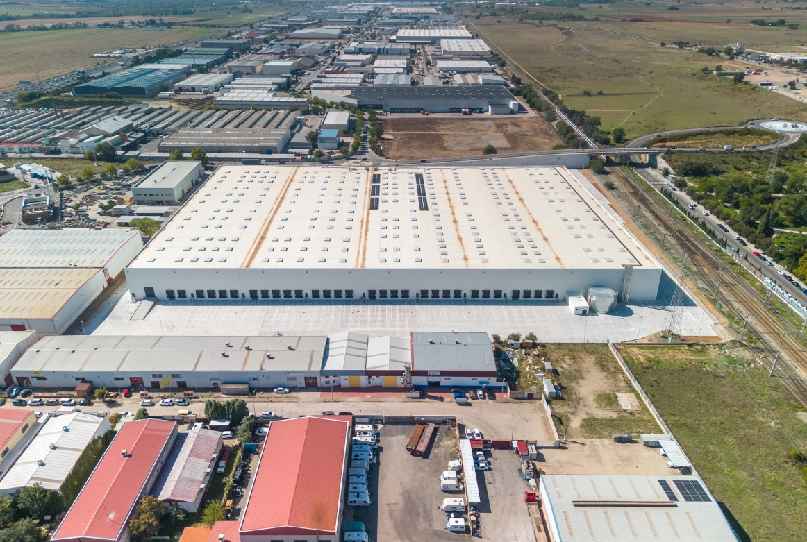 Nave logística en Azuqueca de Henares