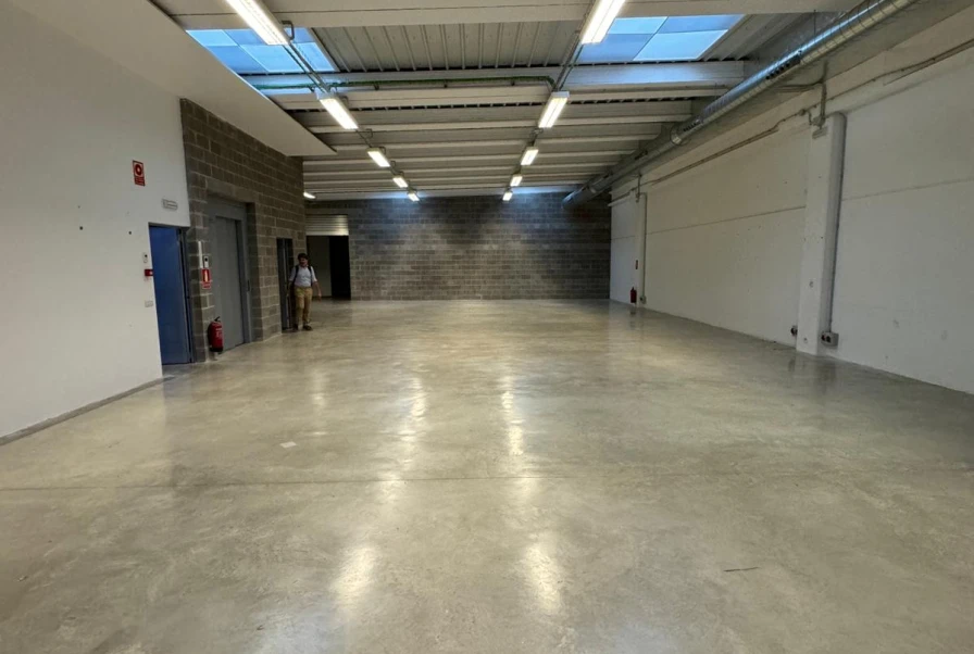 NAVE INDUSTRIAL GAVA