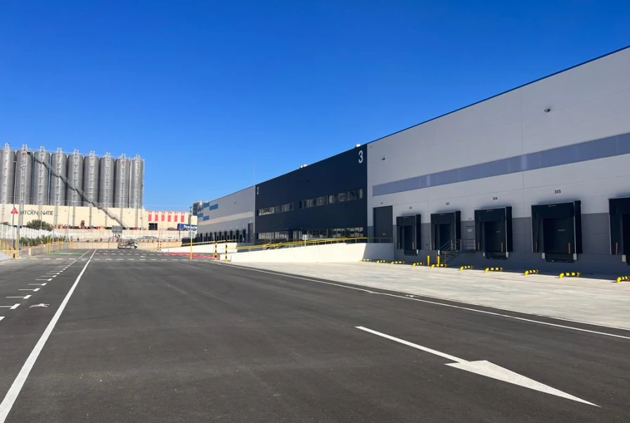 Nave logística en Constantí